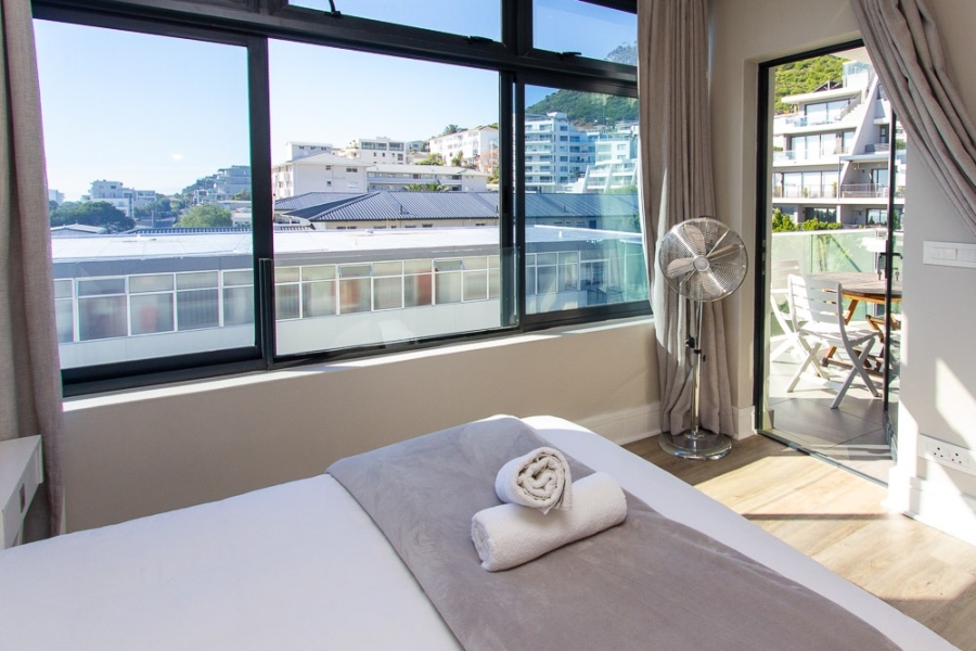 2 Bedroom Property for Sale in Sea Point Western Cape